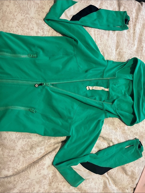 lululemon athletica Jackets & Blazers - lululemon athletica Emerald Green Hooded Zip Jacket with Contrast Panels